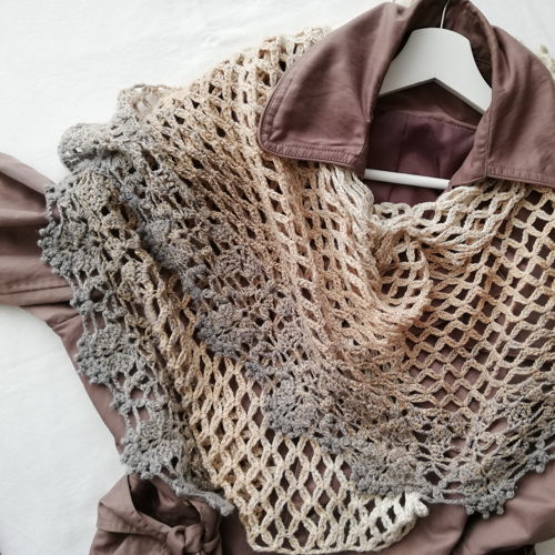 Phebe shawl
