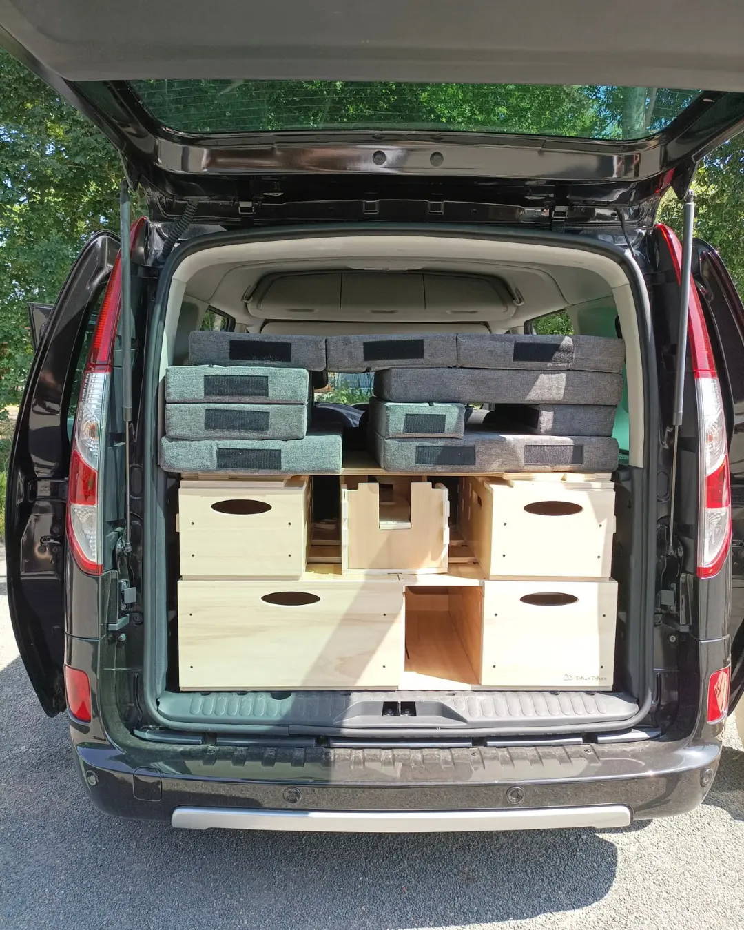 aménagement kangoo pour dormir