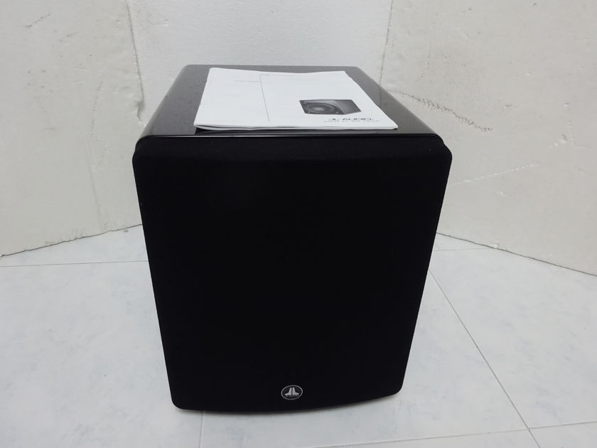 JL Audio F110 in mint condition  - Free shipping (220-240v @50hz)