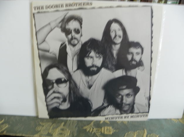 THE DOOBIE BROTHERS - MINUTE BY MINUTE Near Mint/Price ...