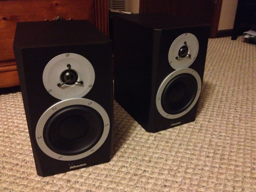 Dynaudio BM6 mk3 Powered Monitor Pair - with IsoAcoustics stands