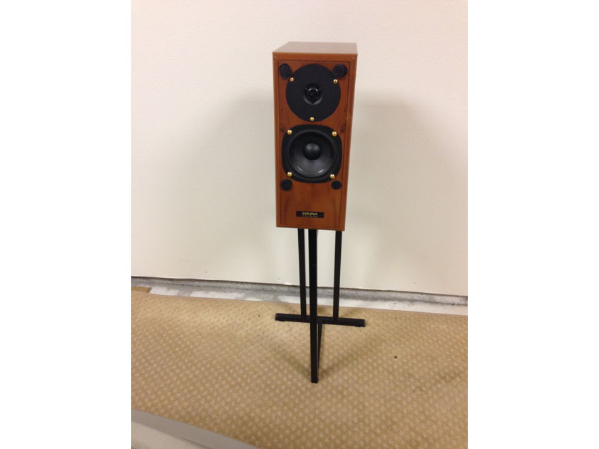 Audio  Physic Step SLE speakers