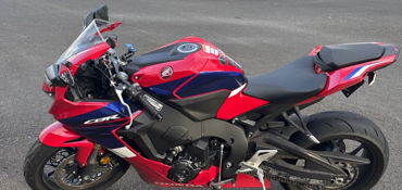 2023 HONDA CBR1000RR motorcycle for rent near Wahiawa , HI