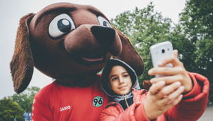 hannover selfi mit maskotchen