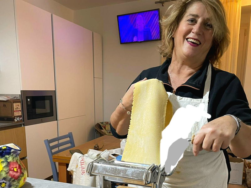 Kochkurse La Spezia: Aperitif und Ravioli mit Blick auf den Golf der Poeten