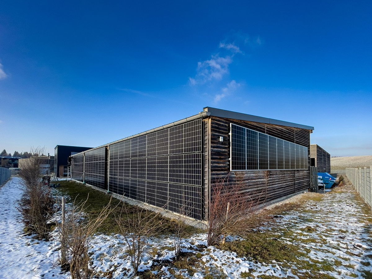 Foto Epple Erweiterung PV-Fassadenanlage