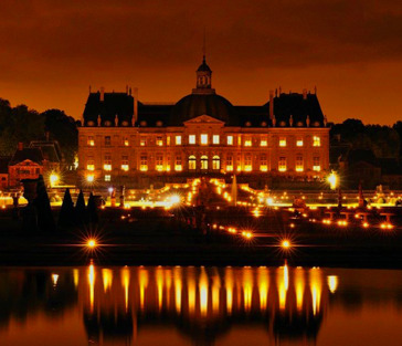 Вечер при свечах в усадьбе-дворце Во-ле-Виконт