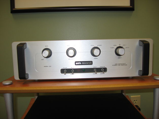 Audio Research LS-3 STEREO PREAMPLIFIER