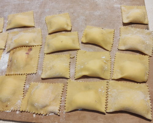 Cooking classes Salerno: We prepare handmade ravioli with creative fillings