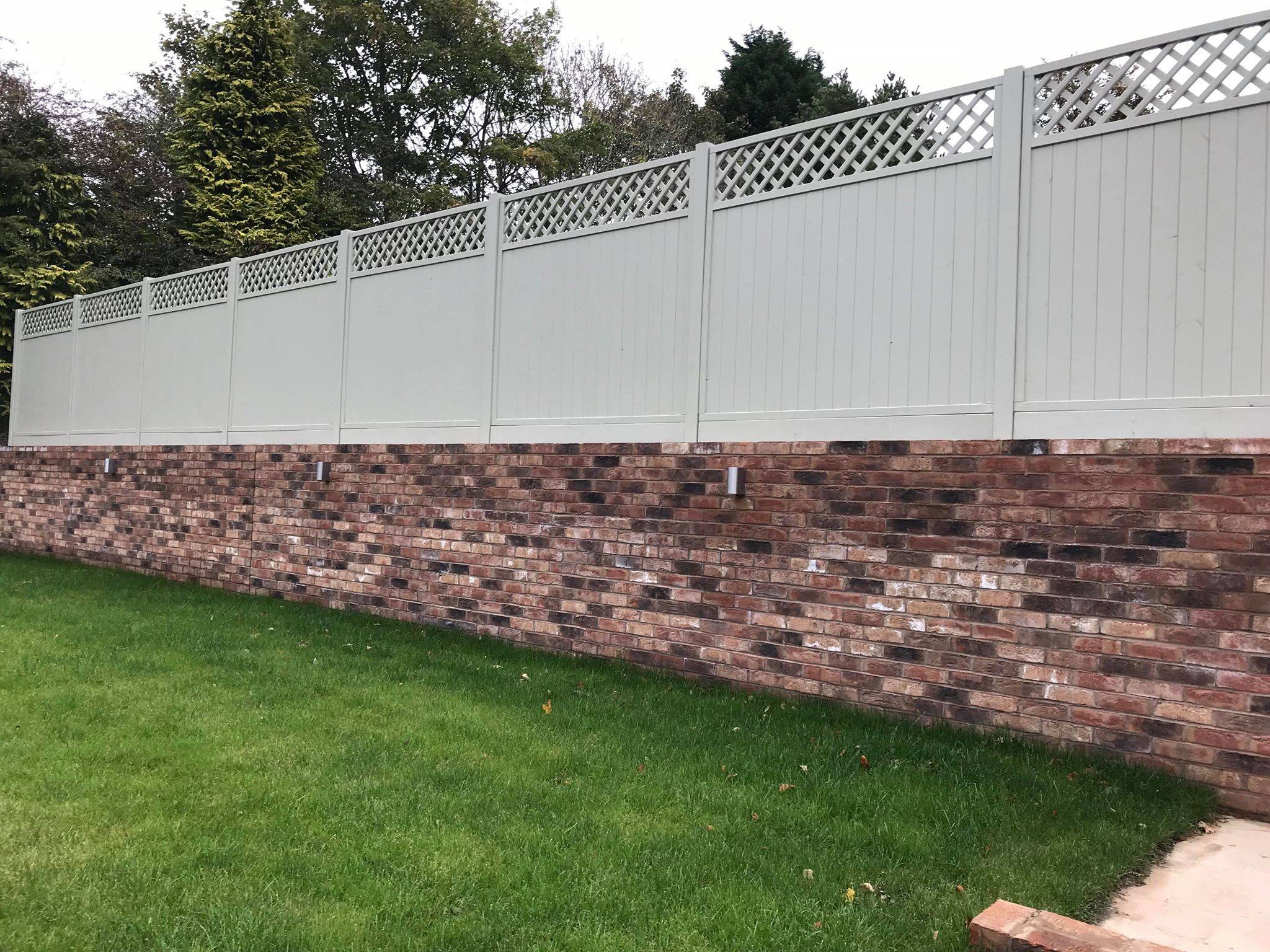 Painted Regal Deluxe Fence