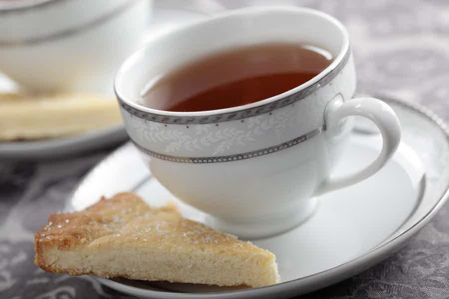 Edinburgh Walking Food Tour With Secret Food Tours - photo 1