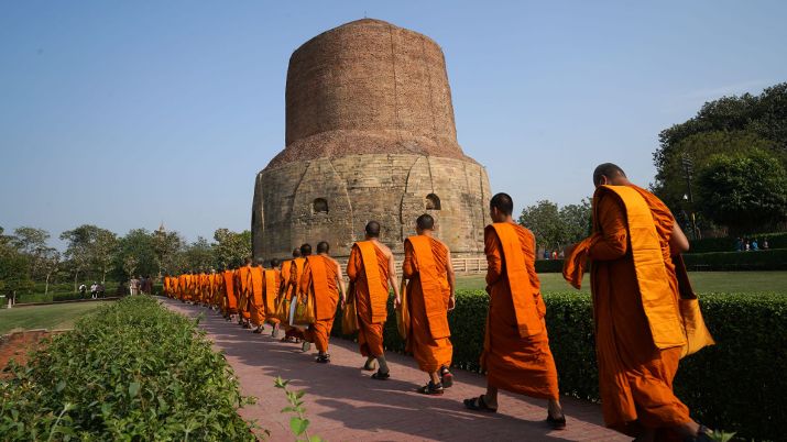 Sarnath boasts a wealth of archaeological treasures, including ancient stupas, monasteries, and the iconic Ashoka Pillar