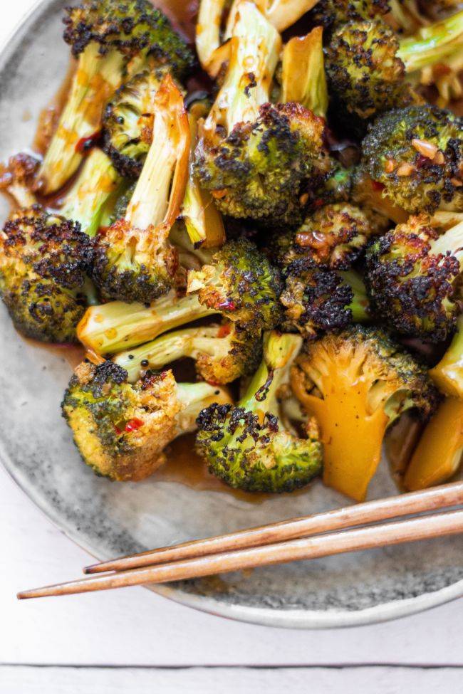 Ready to soak in fall flavors - the vegan way? Check out these six plant-based autumn recipes!