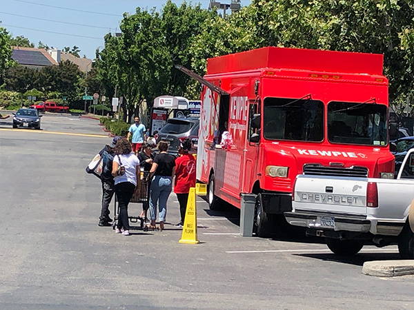 Kewpie Food Truck in Safeway parking lot