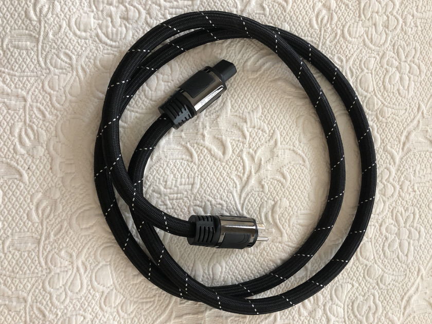 PS Audio PerfectWave ac3 Power Cable 2 meter For Sale Audiogon