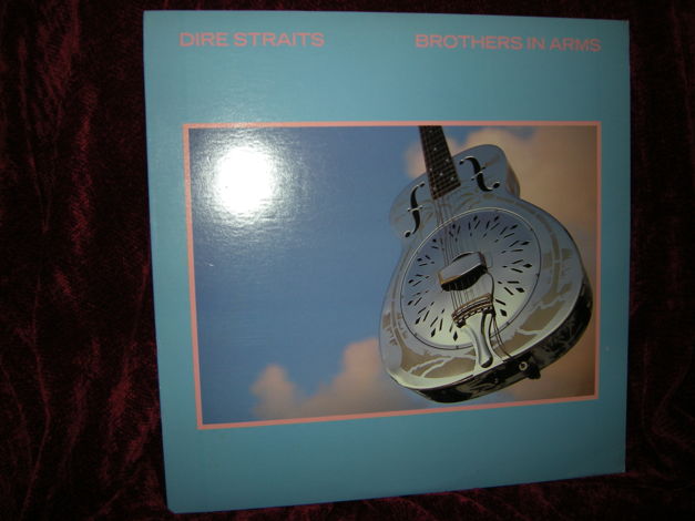 Dire Straits, - "Brothers in Arms" (early pressing) War...