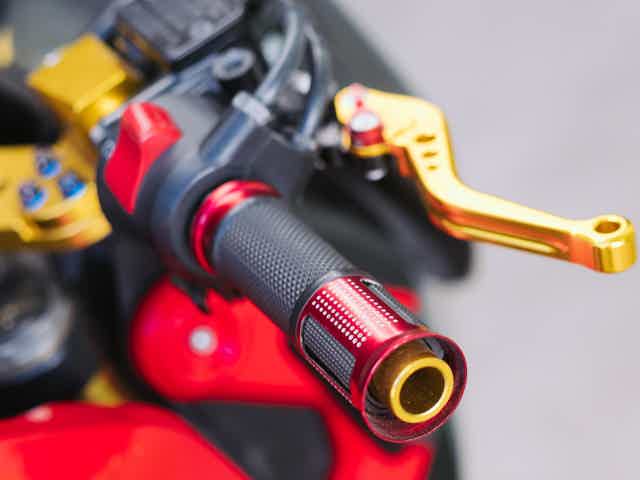 pump the brake lever to ensure it is firm after vacuum bleeding brakes | vacuum bleeding brakes | vacuum brake bleeder | vacuum bleed brakes | vacuum brake bleeding | how to bleed brakes with a vacuum pump