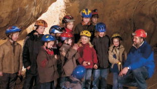 dechenhöhle kindergeburtstag