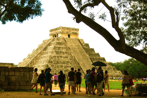 8-е чудо света: пирамида бога солнца Кукулькана, Чичен Ица, священный сенот Ик-Кил с экспертом Майя