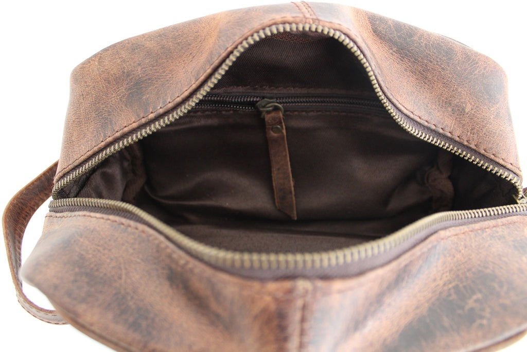 Quality Full Grain Genuine Hunter Leather Toiletry Bag - Image 11