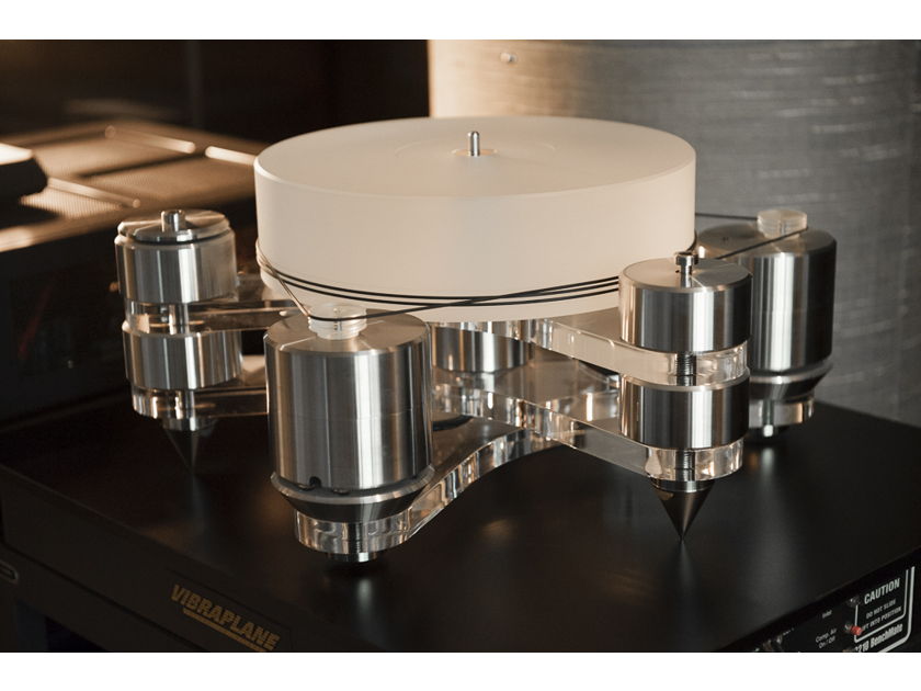 Clearaudio Master Reference Turntable