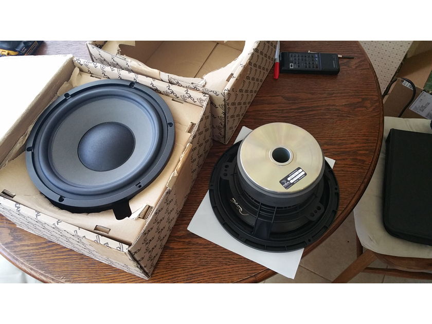 Focal 11V7512D Vented enclosure plans included