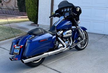 2017 HARLEY-DAVIDSON STREET GLIDE SPECIAL motorcycle for rent near Las Vegas, NV
