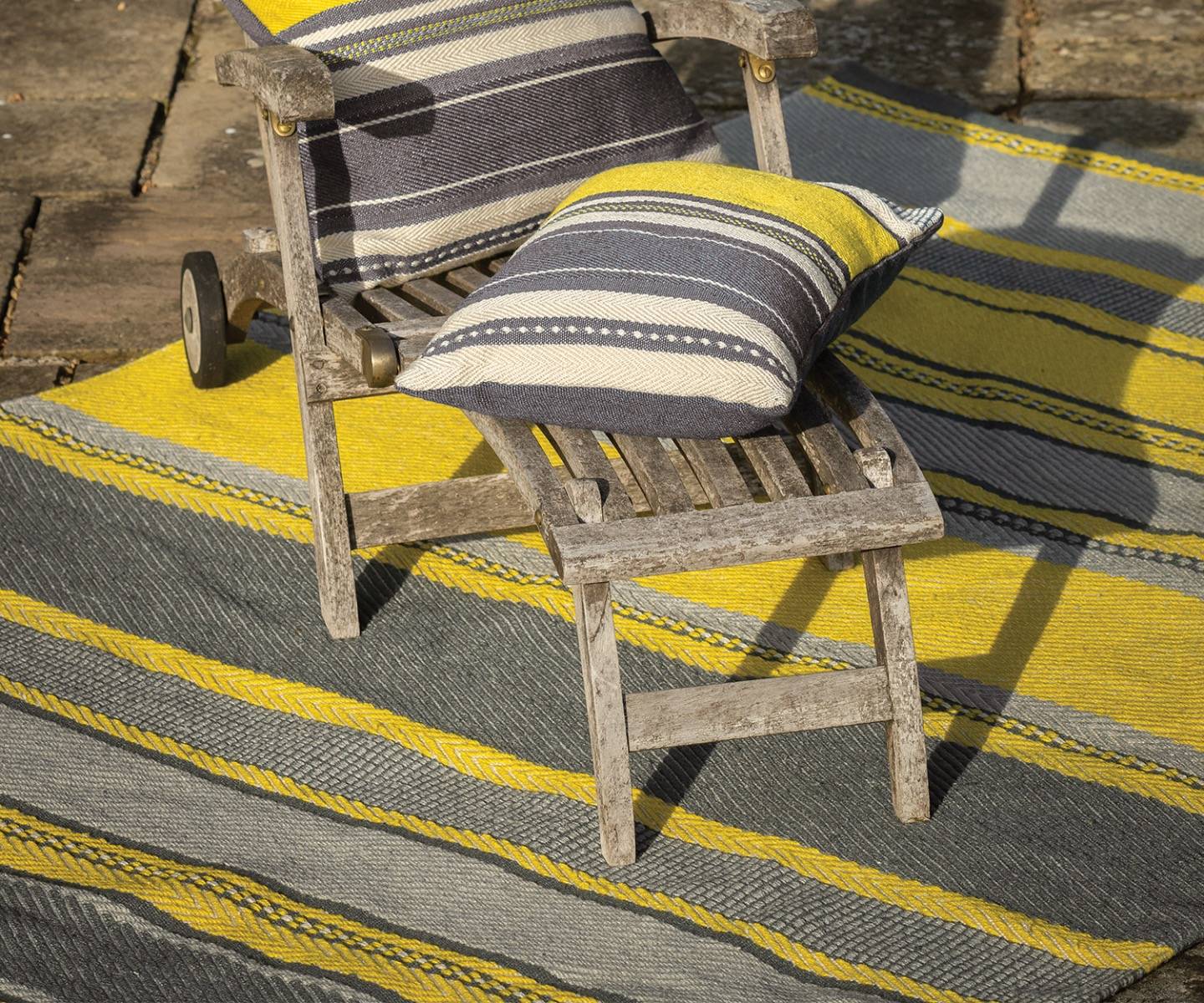 Santa Cruz Citron Outdoor Rug by William Yeoward