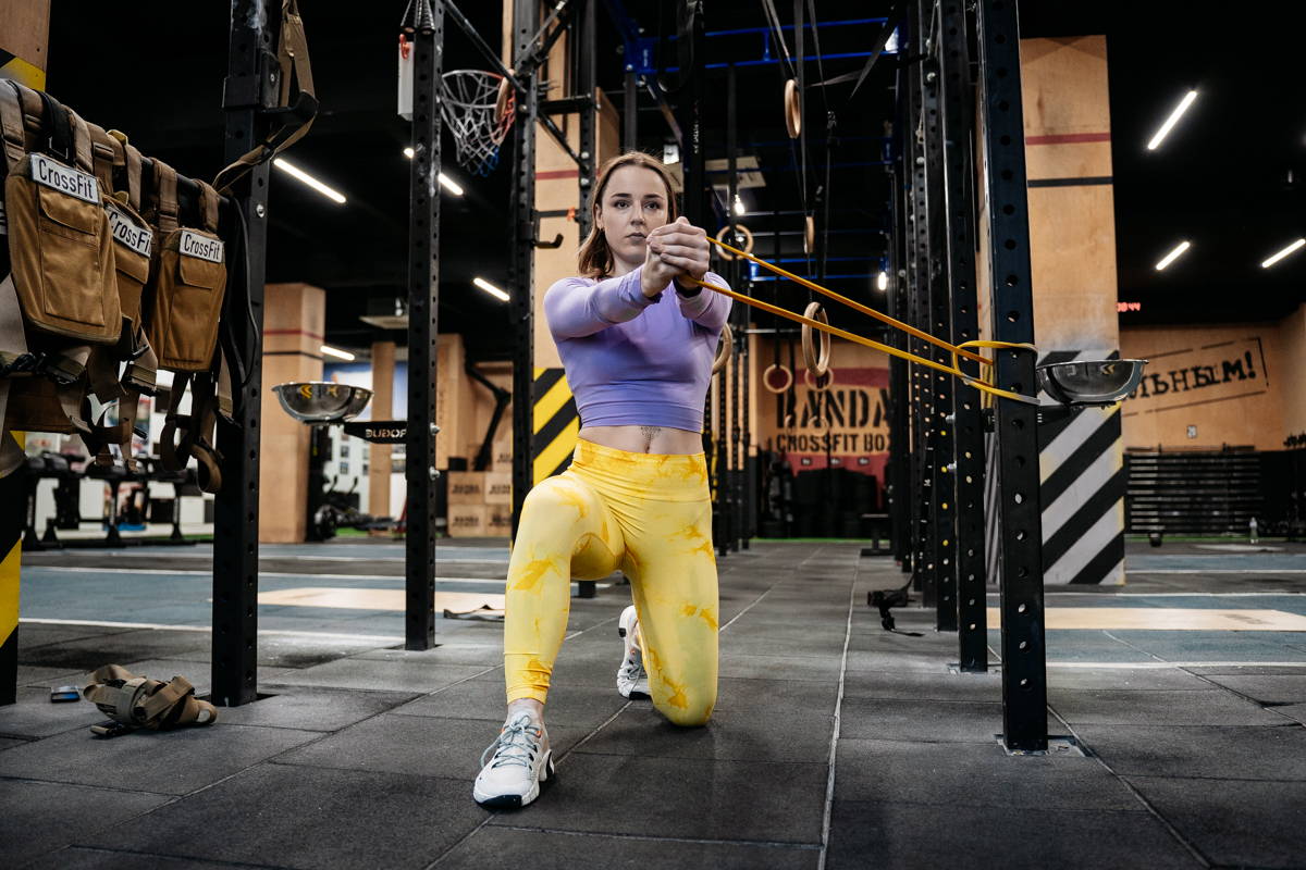 female resistance bands workout in gym female resistance bands workout in gym