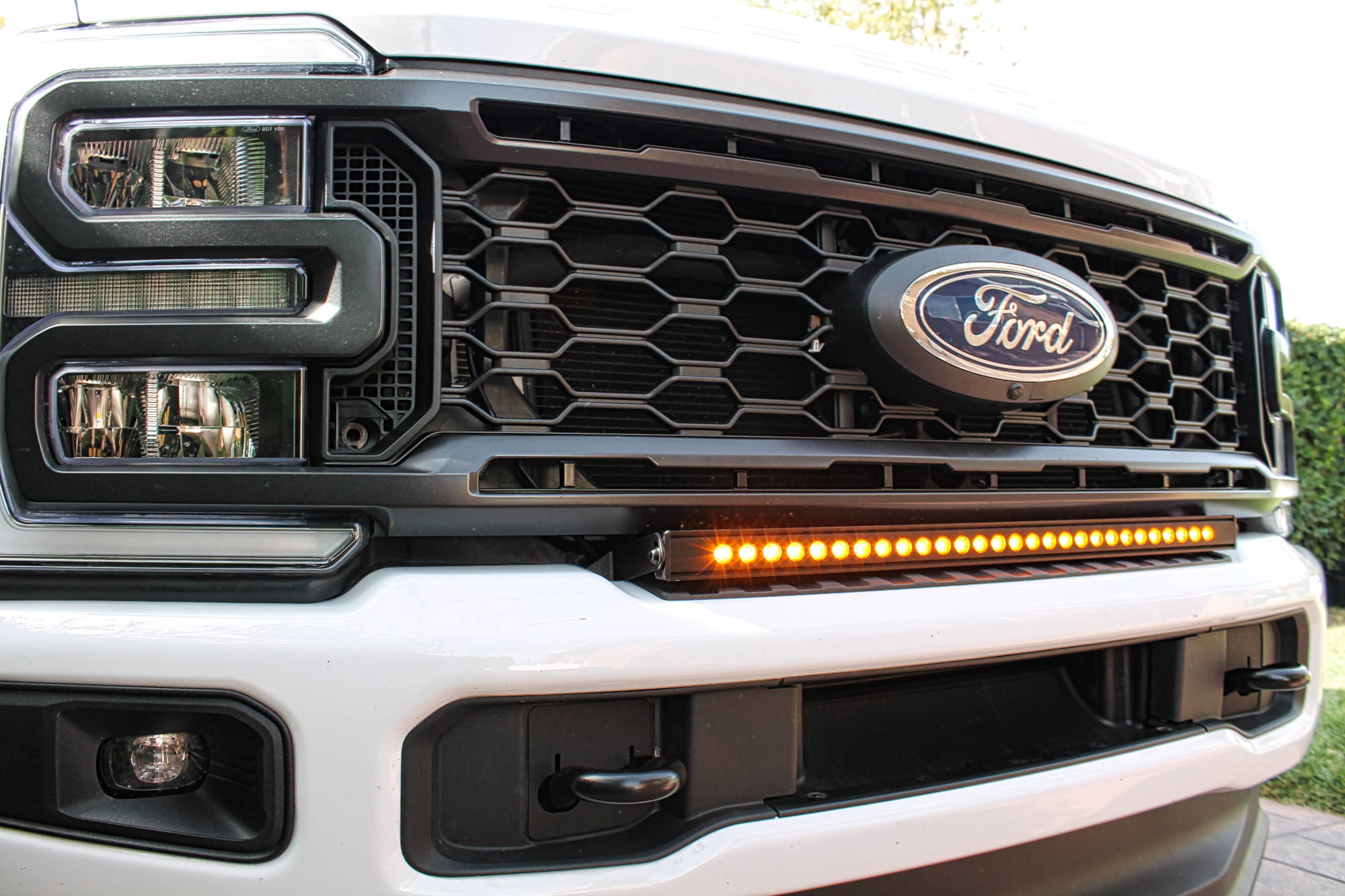 ford superduty front grille with led light bar off roading