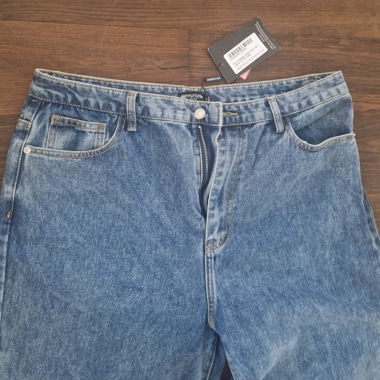 PLT vintage wash split hem jeans size 18