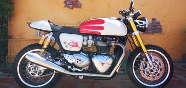 2016 TRIUMPH THRUXTON 1200 R motorcycle for rent near North Hollywood, CA