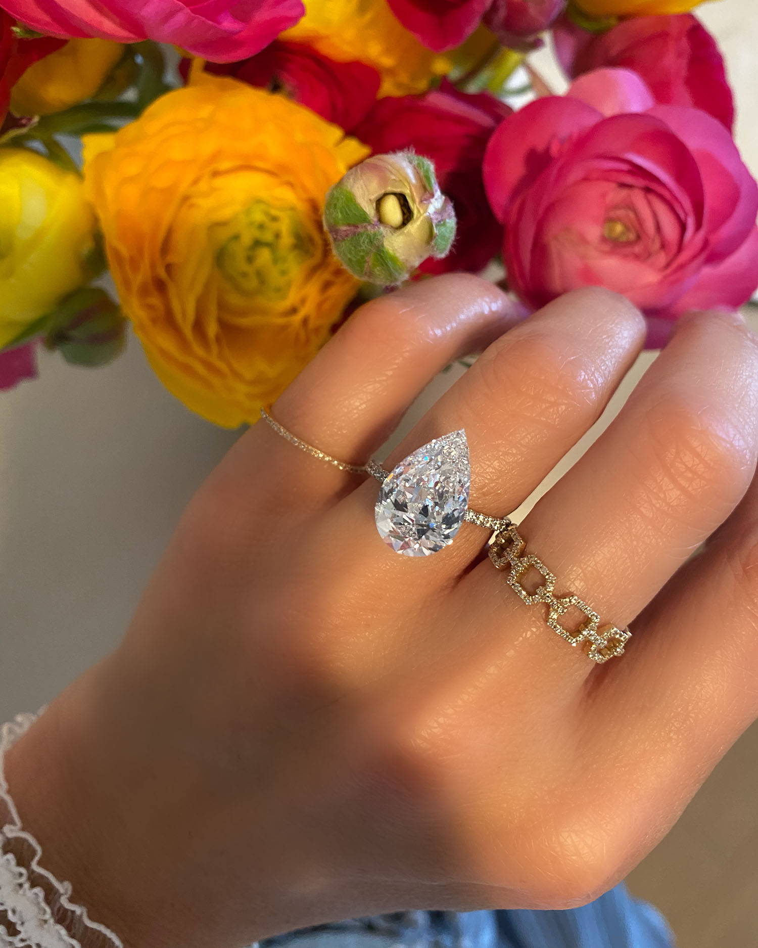 Miss Diamond Ring 5 Carat 6 Carat Pear Marquise Diamond Engagement Ring