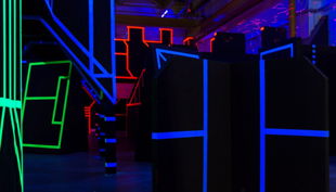 bg lasertag erlebnis gmbh hanau arena hindernisse