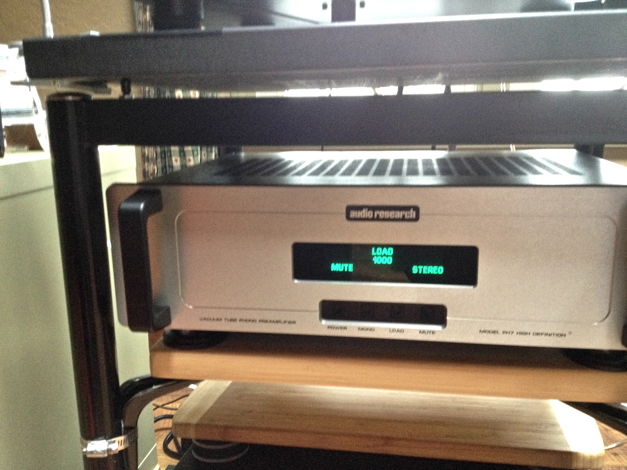 AUDIO RESEARCH PHONO STAGE PH-7 WITH FACTORY UPGRAGE