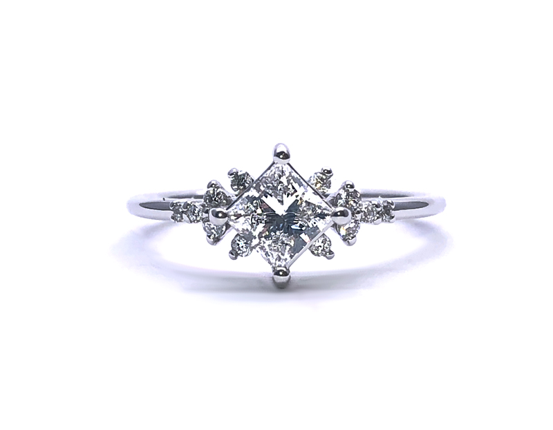 ring-with-diamond-square-center-and-small-diamond