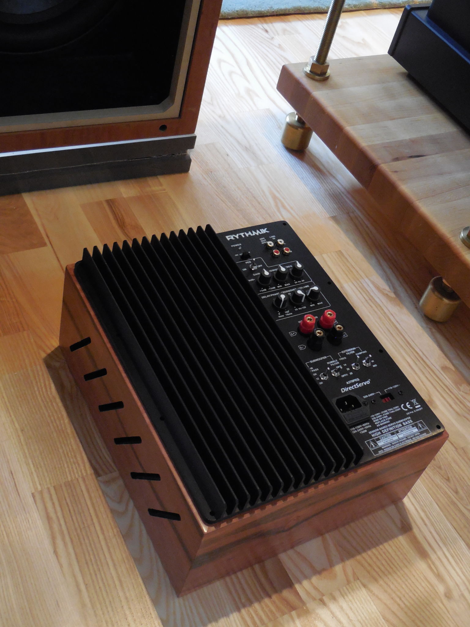 DIY Subs - Rythmik plate amp installed.