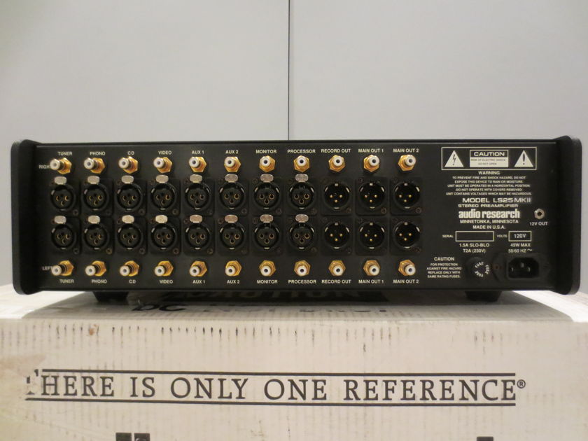 Audio Research LS-25 mkII w. spare tubes