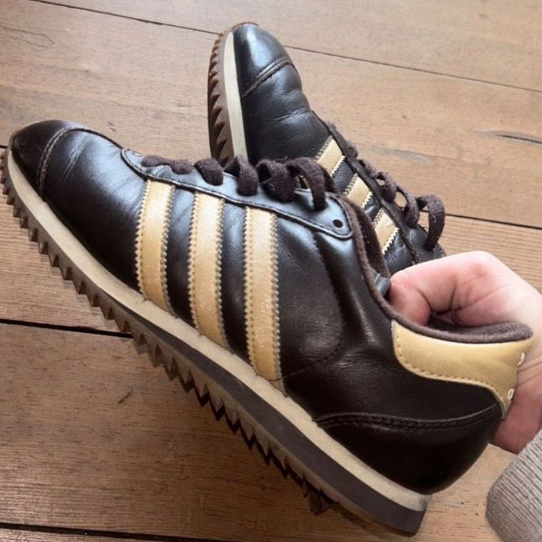 Vintage adidas schuhe, goldbraun, grösse 36