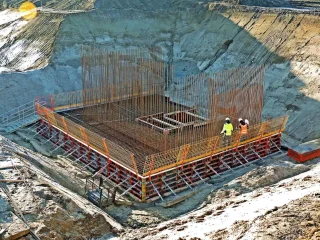  Przygotowania fundamentu przyczółka zachodniego obiektu WD-9 pod roboty betoniarskie w km 8+650