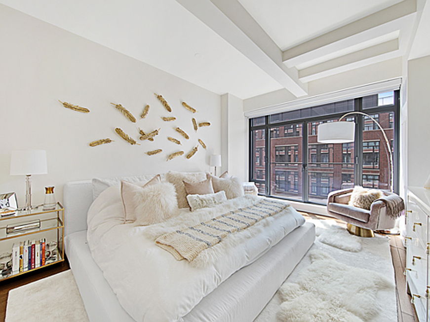  Pollensa
- Downtown Manhattan, das Apartment der superlative in der Stadt die niemals schläft