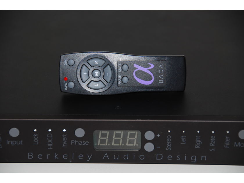 Berkeley Audio Design Alpha Dac Series 2 II In Black With Remote. PP and Shipping Included