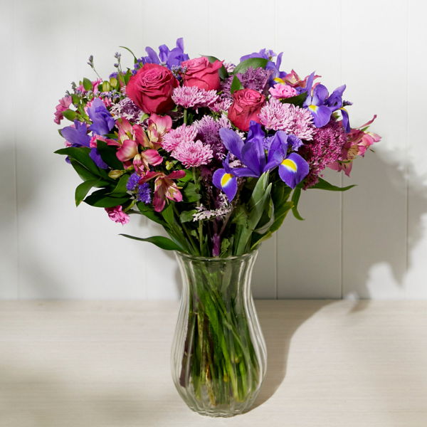 Mauve Magic in Vase_flowers_delivery_interflora_nz