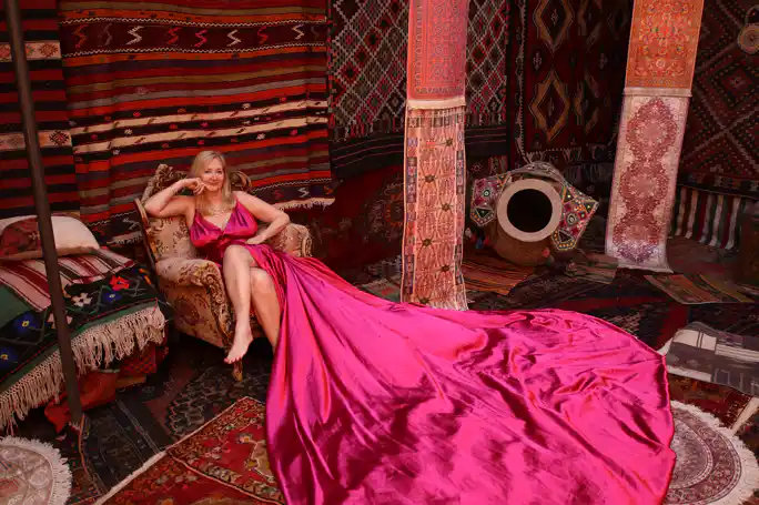 Cappadocia: Photo Shooting With Flying Dress & Carpet House