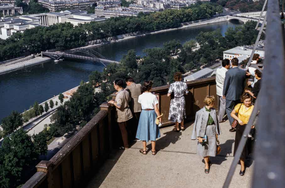 2-hour Eiffel Tower Direct Access Guided Tour - photo 2