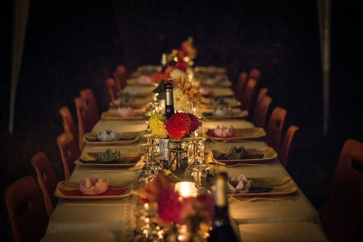 Dinner in the Dark zum Abi schenken