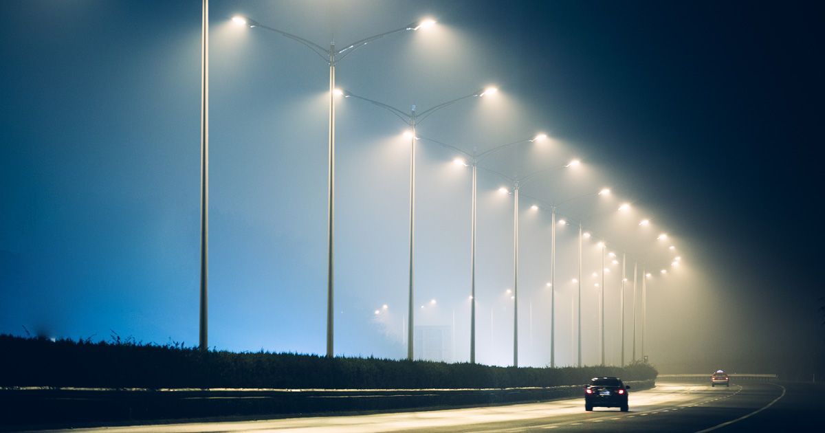 Zoomer | Night Driving: How to Overcome Waning Confidence, Poor Vision and Slower Reaction Times