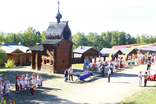 Посёлок Листвянка и музей Тальцы | Однодневная экскурсия на Байкал