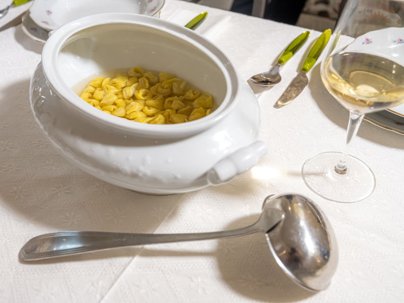 Kulinarische Erlebnisse Bologna: Am Tisch der Königin der Tortellini