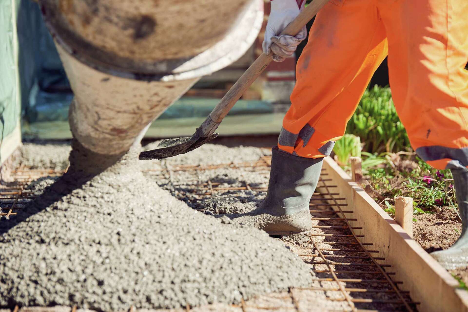 Setting Posts Without Mixing: Step-by-Step Guide